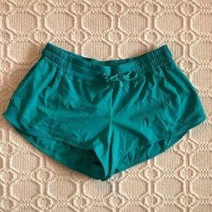 Lululemon Hotty Hot Short